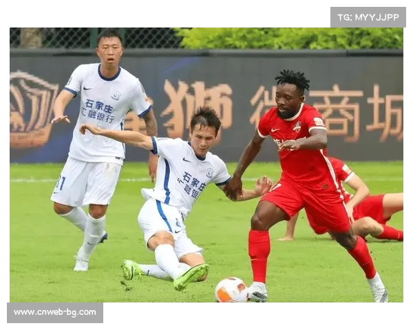 青岛海牛逼平浙江队成功保级 梅州客家降级命运终定