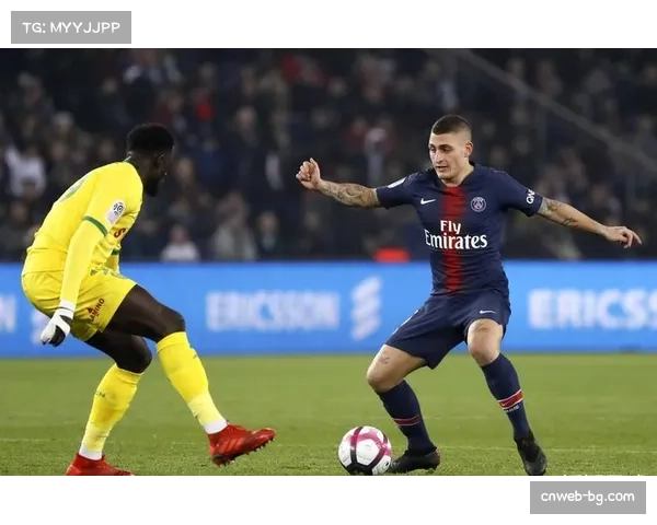 突发:尼斯对阵里昂的比赛因场外安全警报中断15分钟 突发:尼斯对阵里昂的比赛因场外安全警报中断15分钟